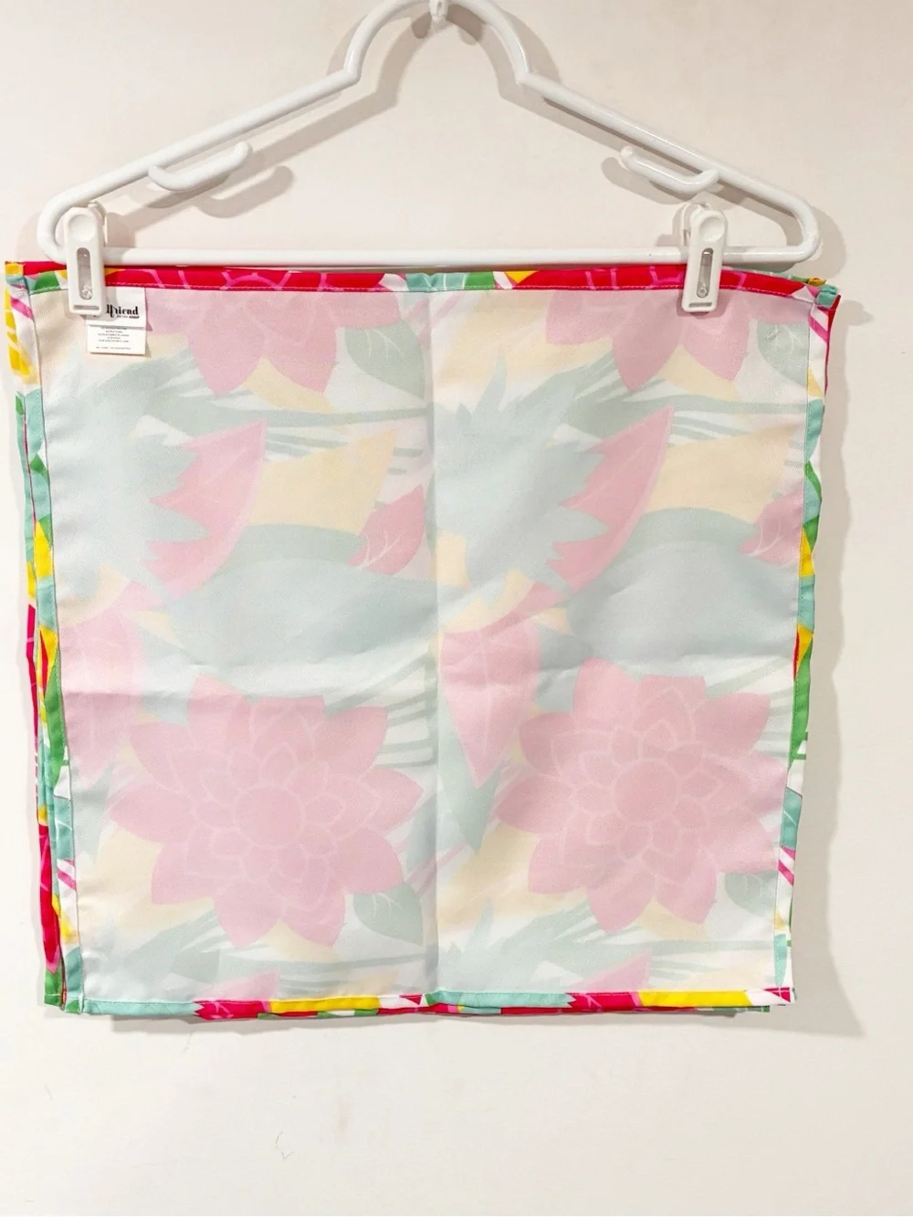 Culturefly x The Girlfriend Relax & Radiate 4-Set Cloth Napkins Floral NEW